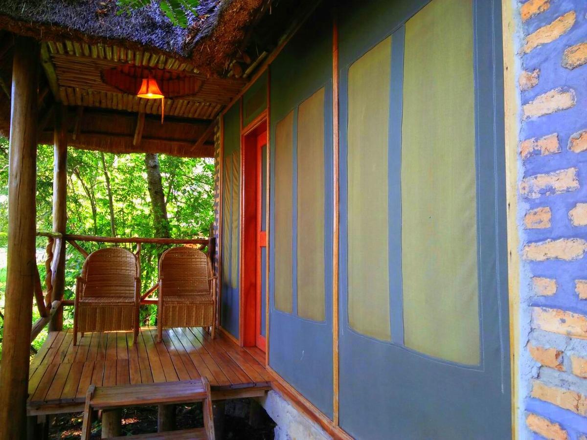 Irungu Forest Safari Lodge Katunguru Exterior photo